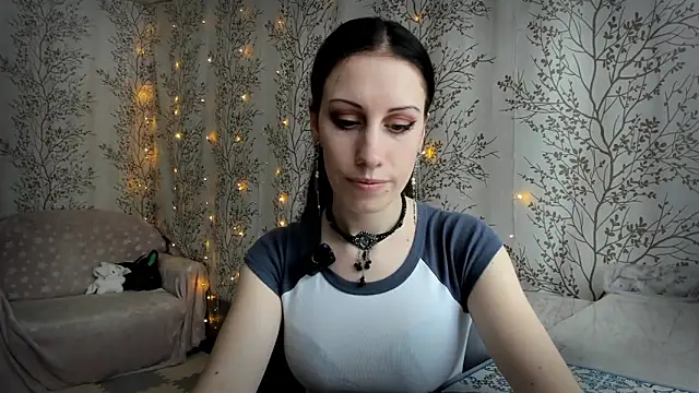 Mary0Lou online show from February 17, 6:33 am