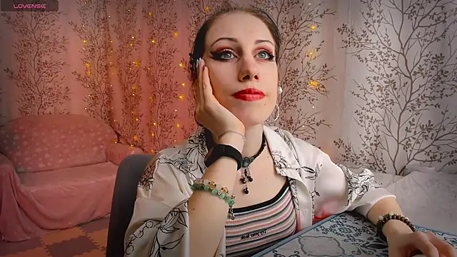 Mary0Lou online show from March 7, 8:54 am