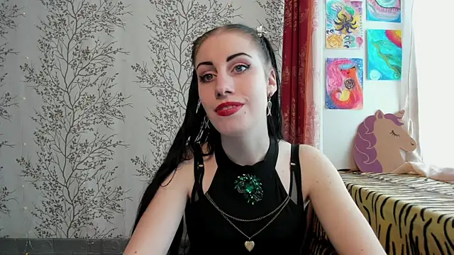 Mary0Lou online show from January 31, 8:01 am