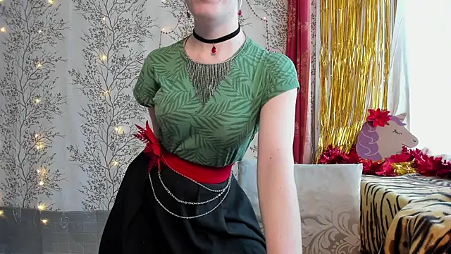 Mary0Lou online show from December 25, 7:57 am