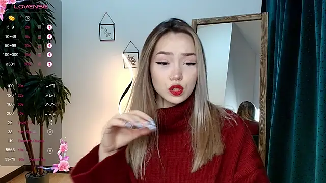 Snapshot of Evia_r0se chatting on December 5, 2:26 am Evia r0se online show from December 5, 2:26 am