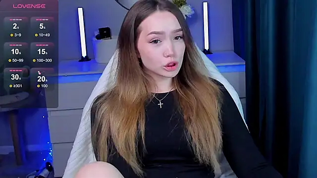 Snapshot of Evia_r0se chatting on October 19, 1:58 pm Evia r0se online show from October 19, 1:58 pm
