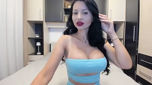Snapshot of sexydeea87 chatting on July 19, 4:21 am sexydeea87 online show from July 19, 4:21 am