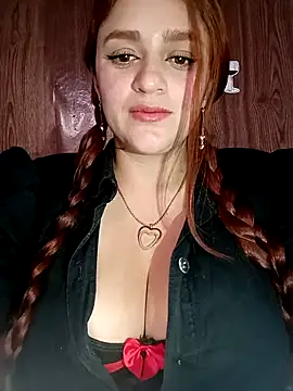 hanna-a online show from November 26, 7:47 pm