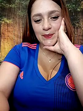 hanna-a online show from June 17, 2:49 pm