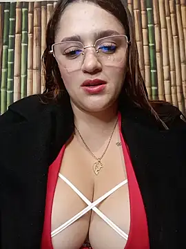 hanna-a online show from June 26, 7:52 pm