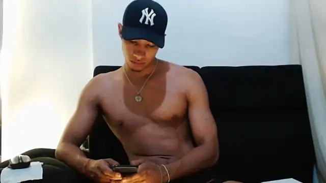 Snapshot of JacksonCooper1 chatting on January 12, 4:10 am JacksonCooper1 online show from January 12, 4:10 am