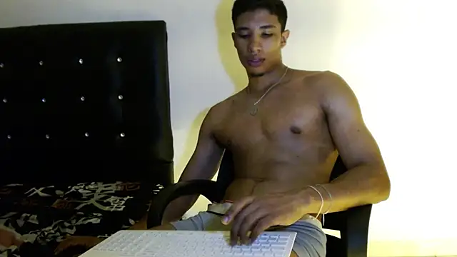 Snapshot of JacksonCooper1 chatting on February 2, 10:46 am JacksonCooper1 online show from February 2, 10:46 am