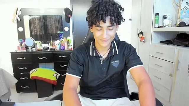 jake willianss online show from May 14, 7:33 pm