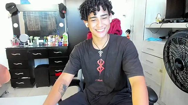 jake willianss online show from June 13, 7:23 pm