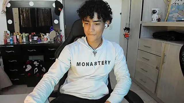 jake willianss online show from May 9, 8:34 pm