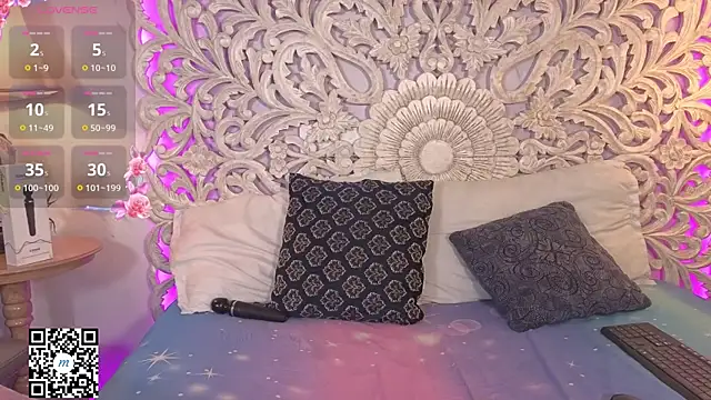 Snapshot of amy_nicolee chatting on September 26, 7:54 pm amy nicolee online show from September 26, 7:54 pm