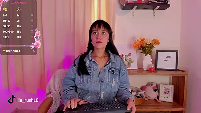 lila rush online show from October 13, 8:54 pm