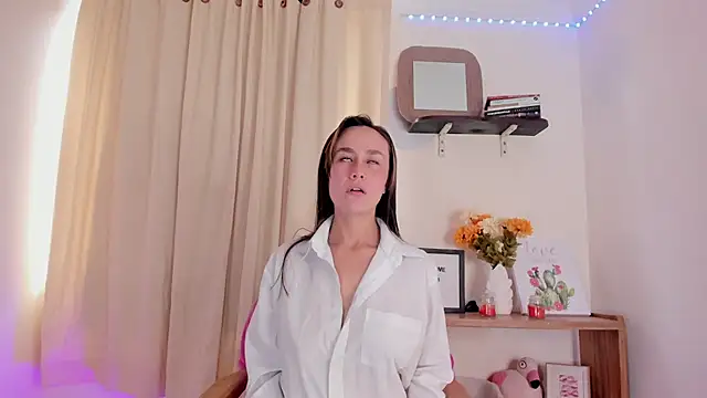 lila rush online show from September 10, 7:35 pm