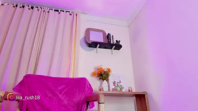 Snapshot of lila_rush chatting on December 16, 1:15 pm lila rush online show from December 16, 1:15 pm