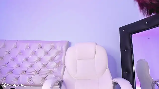 melody cute  online show from March 6, 3:46 am