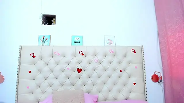 Snapshot of Kim_Eli chatting on February 20, 8:36 pm Kim Eli online show from February 20, 8:36 pm