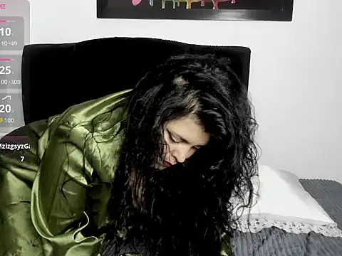 scarlett w0lf online show from July 4, 8:57 pm