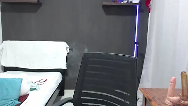 SusanLeroy online show from March 21, 6:25 am