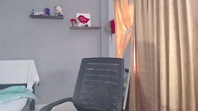 SusanLeroy online show from December 21, 10:21 pm