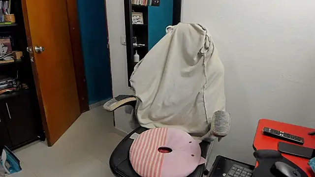 peanut tangerine online show from December 5, 2:21 am