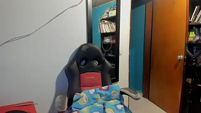 Snapshot of peanut_tangerine chatting on September 17, 10:56 pm peanut tangerine online show from September 17, 10:56 pm