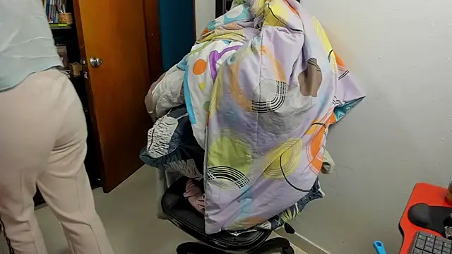 peanut tangerine online show from December 2, 11:28 pm