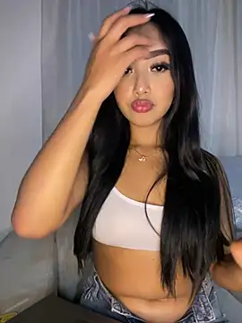 SOPHIACANDY19  online show from March 11, 11:58 pm