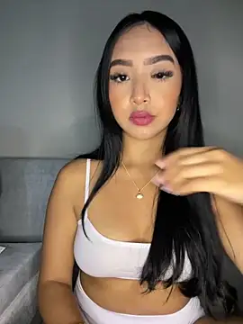 SOPHIACANDY19  online show from February 20, 1:57 am
