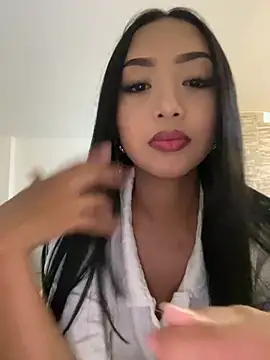 SOPHIACANDY19  online show from March 29, 12:12 am