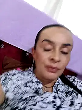 Samantha Sullivan  online show from January 13, 10:13 pm