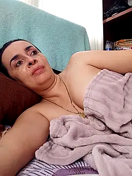 Samantha Sullivan  online show from October 29, 12:15 pm