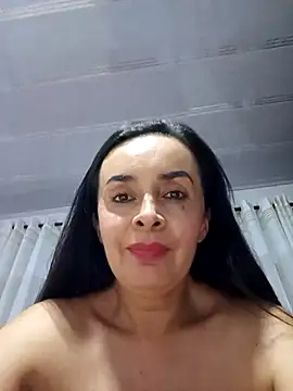 Samantha Sullivan  online show from January 9, 3:02 am