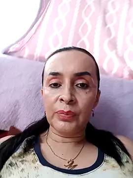 Samantha Sullivan  online show from October 6, 8:09 pm