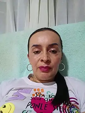 Samantha Sullivan  online show from February 11, 2:00 am