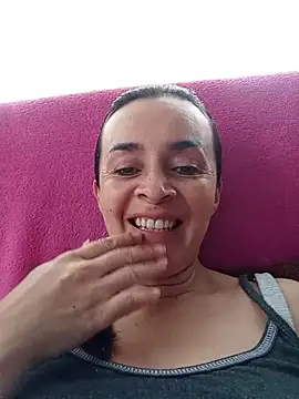 Snapshot of Samantha_Sullivan_ chatting on May 8, 12:20 pm Samantha Sullivan online show from May 8, 12:20 pm