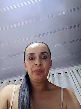 Samantha Sullivan  online show from February 1, 2:32 am