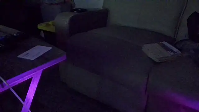 overaveragefreak4you online show from January 11, 7:48 am