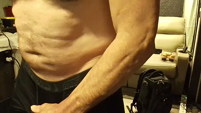 overaveragefreak4you online show from February 13, 1:22 pm