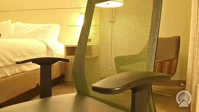 overaveragefreak4you online show from September 14, 6:36 am