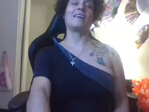 Snapshot of lachulalarubie chatting on January 11, 7:28 am lachulalarubie online show from January 11, 7:28 am