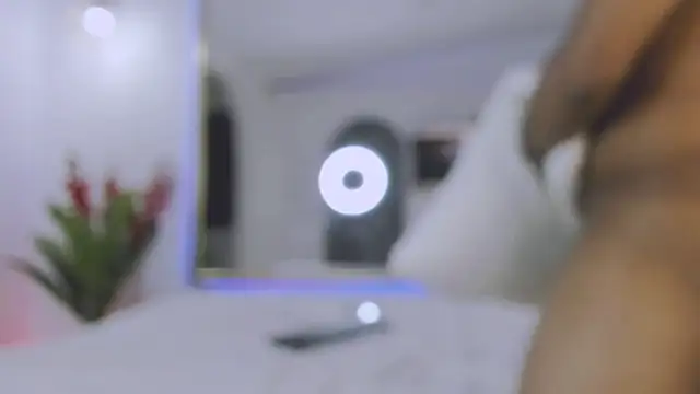 mia and masterboy online show from December 15, 9:13 am