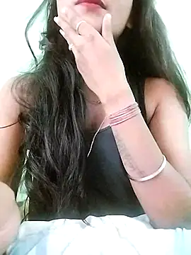 Snapshot of MISSQUEEN48 chatting on February 23, 6:17 am MISSQUEEN48 online show from February 23, 6:17 am