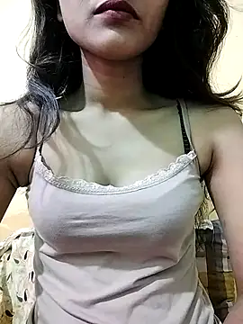 MISSQUEEN48 online show from February 5, 5:47 am