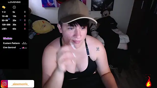 Snapshot of _AlexMorris chatting on March 18, 9:15 pm AlexMorris online show from March 18, 9:15 pm