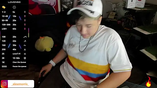 Snapshot of _AlexMorris chatting on November 27, 6:36 am AlexMorris online show from November 27, 6:36 am