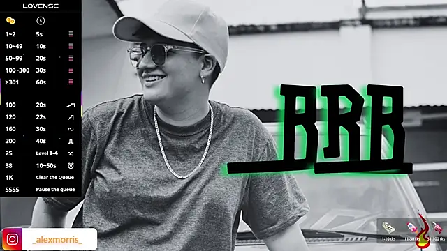 Snapshot of _AlexMorris chatting on December 19, 9:44 am AlexMorris online show from December 19, 9:44 am