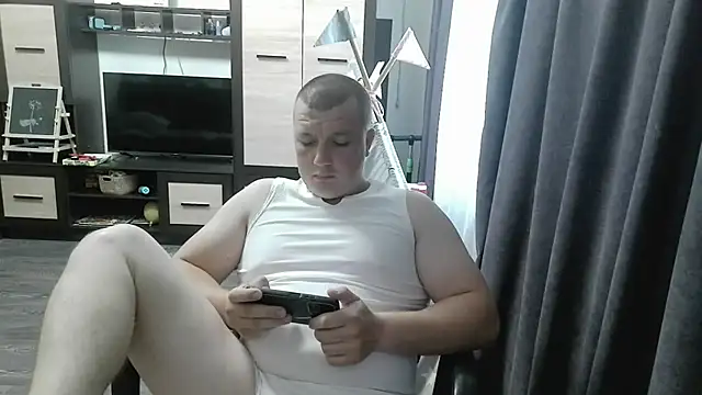 gamblingbum online show from June 15, 3:40 am