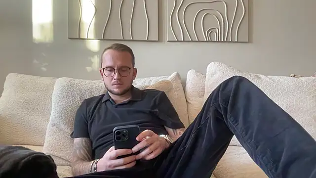 thehornyguy97 online show from December 20, 11:35 am