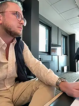 thehornyguy97 online show from April 22, 2:46 pm